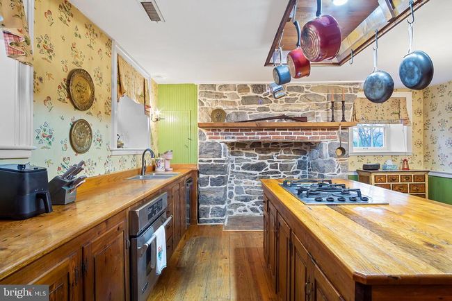 7661 Dam Number 4 Rd, House other with 5 bedrooms, 4 bathrooms and null parking in SHARPSBURG MD | Image 74