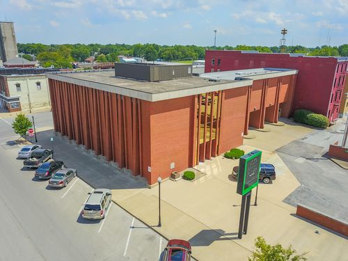 ste-202-208 W Reed St, Moberly, MO, 65270-1557 | Card Image
