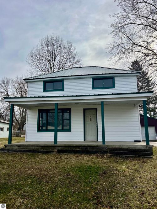 526 Hannah Ave, Alma, MI, 48801-2015 | Card Image