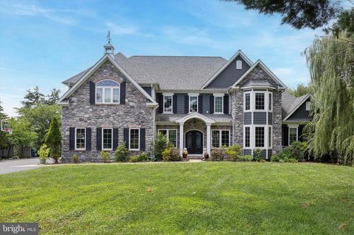 35 Pine Tree Dr, BROOMALL, PA, 19008-2740 | Card Image