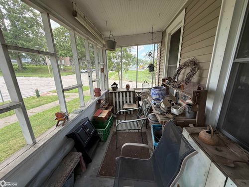 100 S Woodlawn Avenue, Burlington, IA, 52601 | Card Image