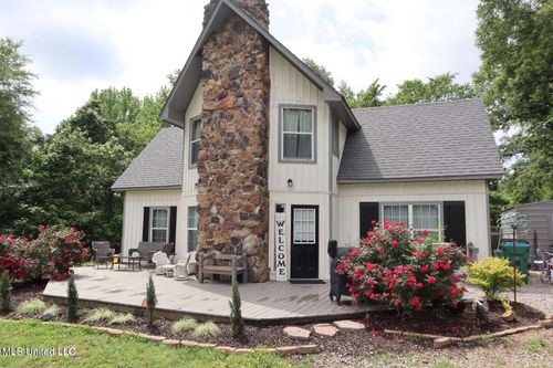 5525 Belmont Rd, Hernando, MS, 38632-9010 | Card Image