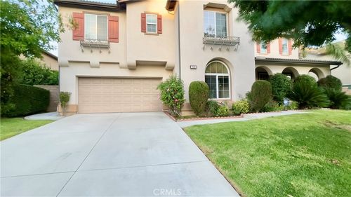 7622 Morning Mist Dr, Eastvale, CA, 92880-5542 | Card Image