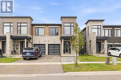 63 Pine Gate Pl, Whitby, ON, L1R0S2 | Card Image