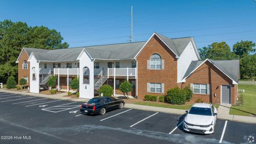 l-504 Paladin Dr, Greenville, NC, 27834-7868 | Card Image
