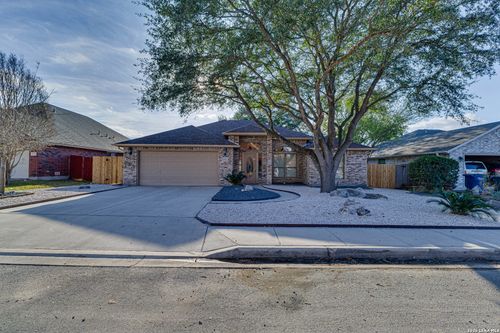 2120 Stonecrest Path, New Braunfels, TX, 78130-9414 | Card Image