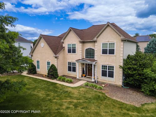 4415 Crosswinds Dr, Easton, PA, 18045-2371 | Card Image