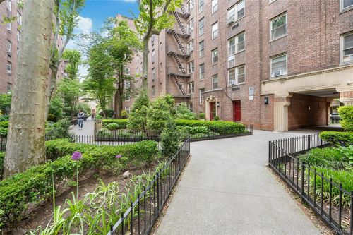 apt-5f-48-41 43rd St, Woodside, NY, 11377-6828 | Card Image