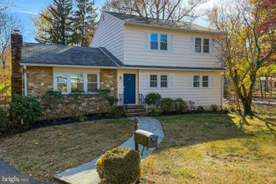 339 Hamilton Avenue, House other with 5 bedrooms, 2 bathrooms and null parking in Princeton NJ | Image 1