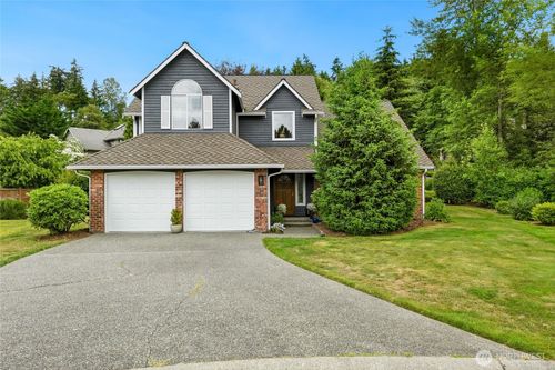 7634 116th Ct Se, Newcastle, WA, 98056-1783 | Card Image