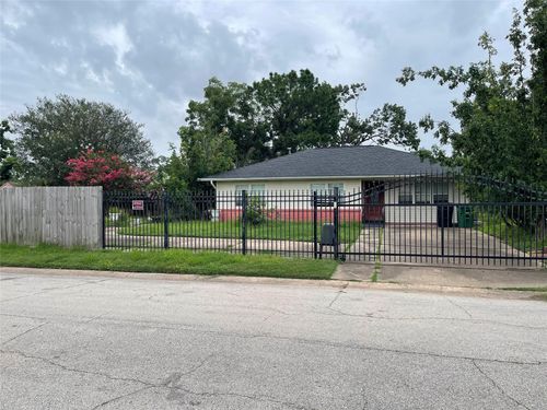 7403 Dearborn St, Houston, TX, 77055-3713 | Card Image