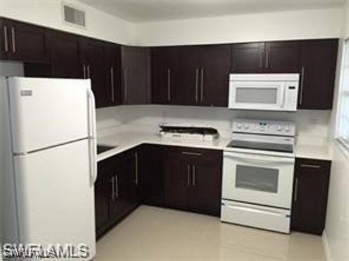 apt-u2-3325 Airport Rd N, NAPLES, FL, 34105-2853 | Card Image