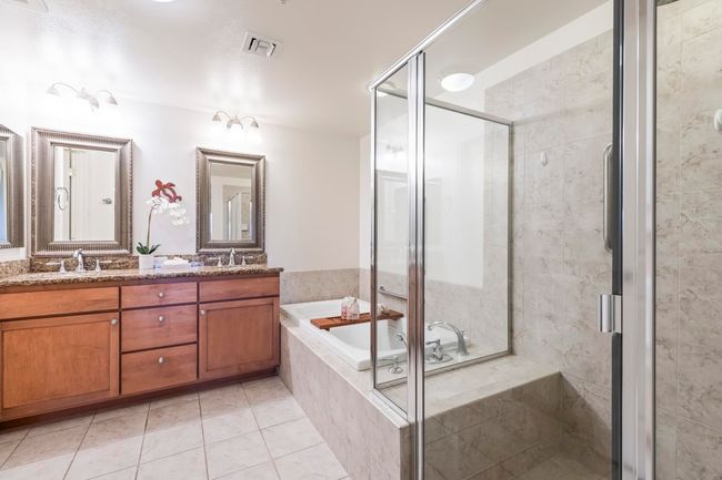 E104 - 18 Upena Ln, Condo with 2 bedrooms, 2 bathrooms and null parking in Kihei HI | Image 16