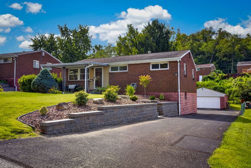 13644 Ormsby Dr, North Huntingdon, PA, 15642-5106 | Card Image