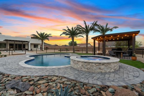 44306 N 1st Dr, New River, AZ, 85087-9409 | Card Image