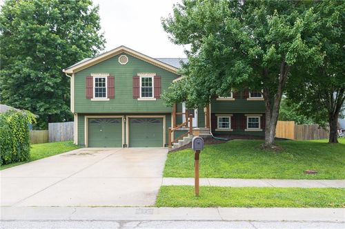 410 Copeland Dr, Greenwood, MO, 64034-9350 | Card Image