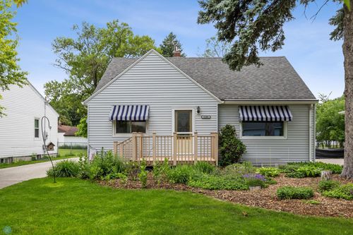 1109 14th St N, Moorhead, MN, 56560-1606 | Card Image
