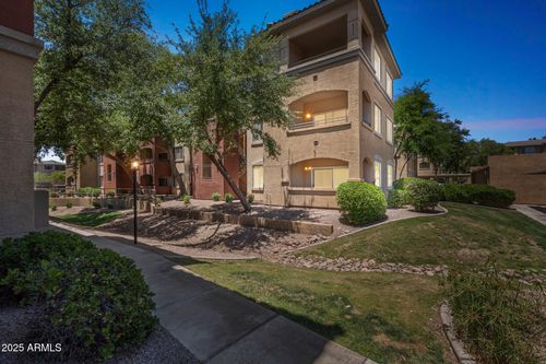 3048-5401 E Van Buren St, Phoenix, AZ, 85008-3497 | Card Image