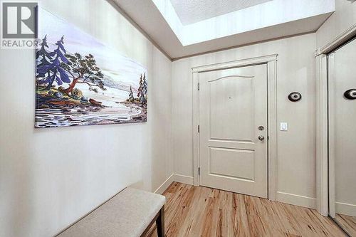 151 Country Village Rd Ne, Calgary, AB, T3K5X5 | Card Image