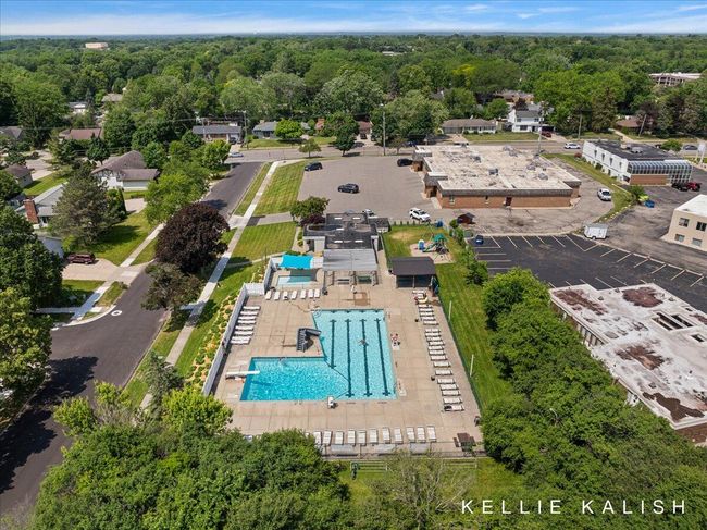 Ridgemoor Swim Club - at the end of the block | Image 34