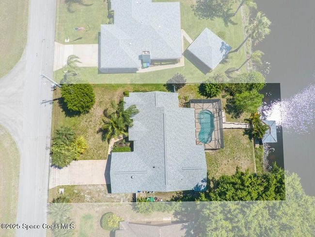 344 Concha Dr, House other with 3 bedrooms, 2 bathrooms and null parking in Sebastian FL | Image 36
