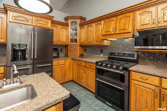 10378 Rock Creek Rd, House other with 5 bedrooms, 5 bathrooms and null parking in Pittsburg IL | Image 14