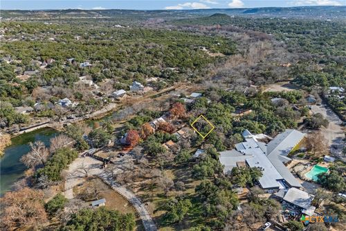 24 Marina Cir, Wimberley, TX, 78676-3446 | Card Image