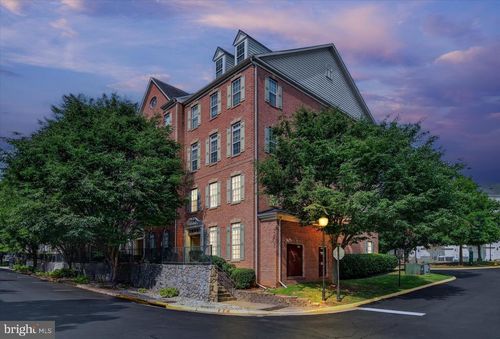 15164 Lancashire Dr, WOODBRIDGE, VA, 22191-4060 | Card Image