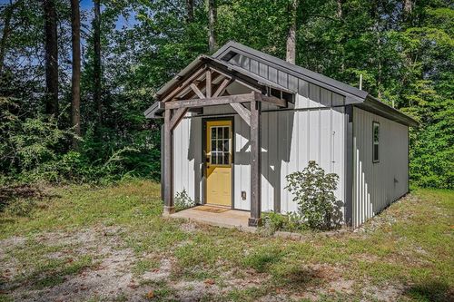 3247 Moodyville Rd, Byrdstown, TN, 38549-4237 | Card Image