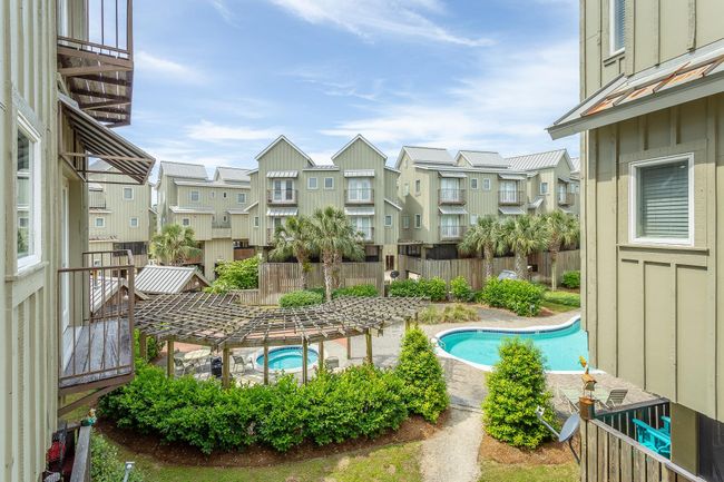 377 Pirates Landing Dr, Condo with 1 bedrooms, 2 bathrooms and null parking in Carrabelle FL | Image 6