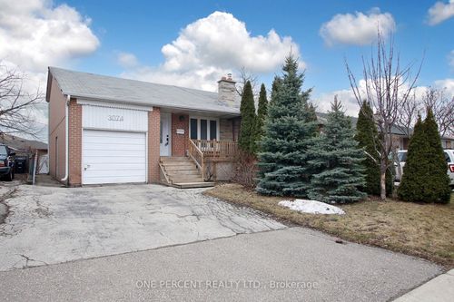 3074 Merritt Ave, Mississauga, ON, L4T1P2 | Card Image