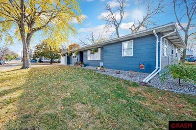 306 E 7th Street, House other with 3 bedrooms, 1 bathrooms and null parking in Blue Earth MN | Image 1