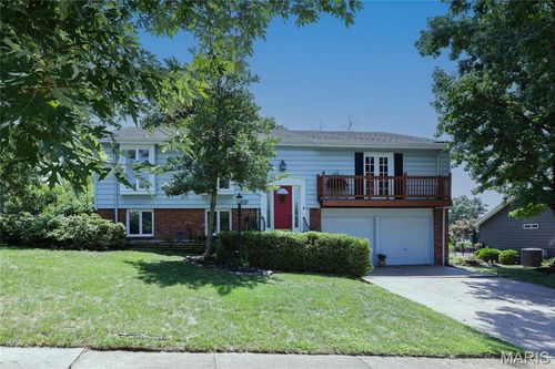 208 Greenmore Dr, Ballwin, MO, 63011-3845 | Card Image