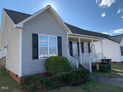241 Anna St, Lillington, NC, 27546-5113 | Card Image