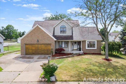 6751 Vantage Dr, Caledonia, MI, 49316-9079 | Card Image