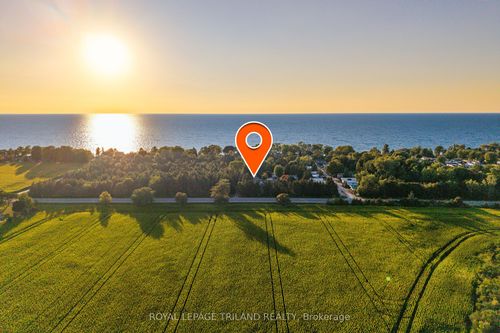 14 Dominican Lane, Dashwood, ON, N0M1N0 | Card Image