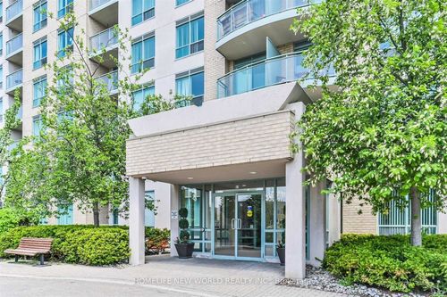 721-51 Baffin Crt, Richmond Hill, ON, L4B4P6 | Card Image