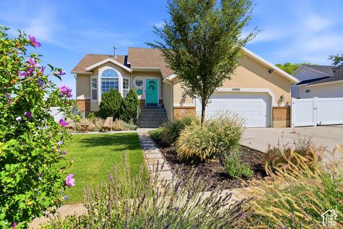 13935 Lookout Peak Dr, Riverton, UT, 84096-6442 | Card Image