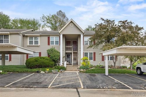 4-1058 Sugar Creek Ct, Saint Peters, MO, 63376-7423 | Card Image