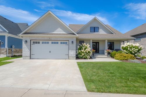 {{alt}} | Card Image