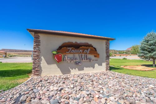 71-Null Foothill Dr, Apple Valley, UT, 84737 | Card Image
