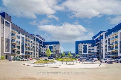 238-102 Grovewood Common, Oakville, ON, L6H0X2 | Card Image