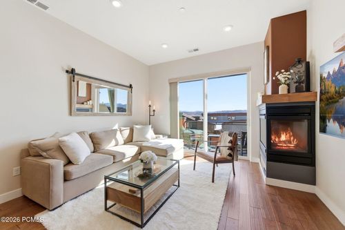 39-6169 Park Ln S, Park City, UT, 84098-4202 | Card Image