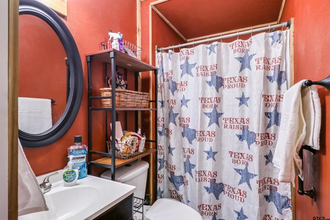 614 Maple Ave, House other with 4 bedrooms, 2 bathrooms and null parking in Cushing TX | Image 13