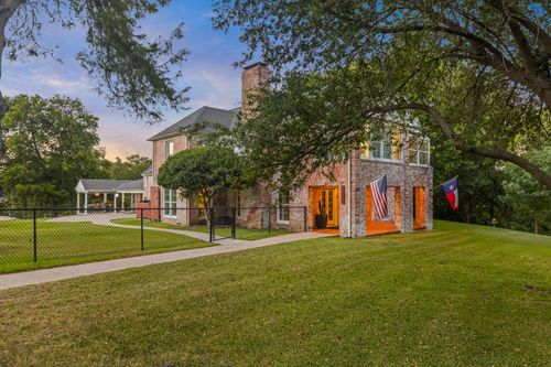 6395 W Red Bird Lane, Dallas, TX, 75236 | Card Image
