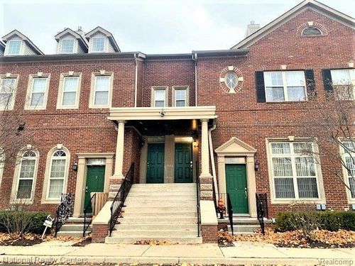 29411 Glen Oaks Blvd E, Farmington Hills, MI, 48334-2930 | Card Image