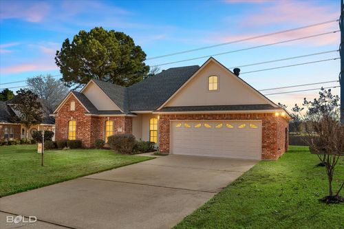8193 Myrtlewood Rd, Greenwood, LA, 71033-3025 | Card Image