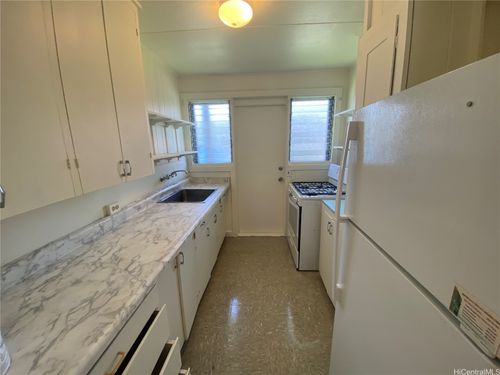 a-2904 Date St, Honolulu, HI, 96816-1124 | Card Image