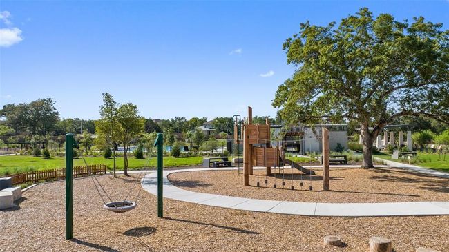 View of communal playground | Image 31