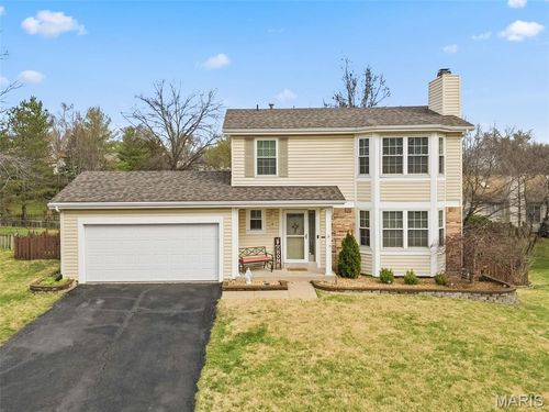 8 Westglen Ct, Saint Peters, MO, 63376-4704 | Card Image